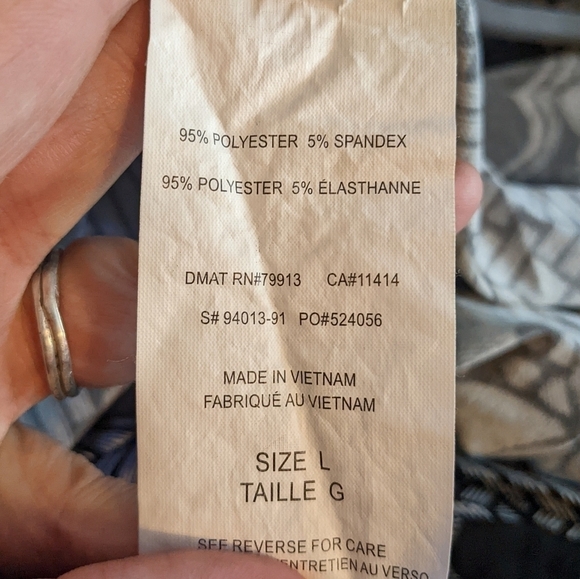 Motherhood Maternity Scoop Neck Tunic Top Sz L - Picture 7 of 8